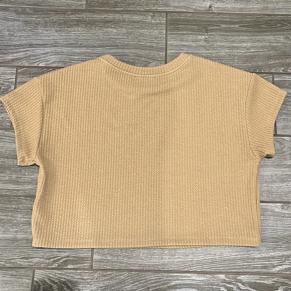 Elodie size small Neutral Outerwear Top - Picture 2 of 4